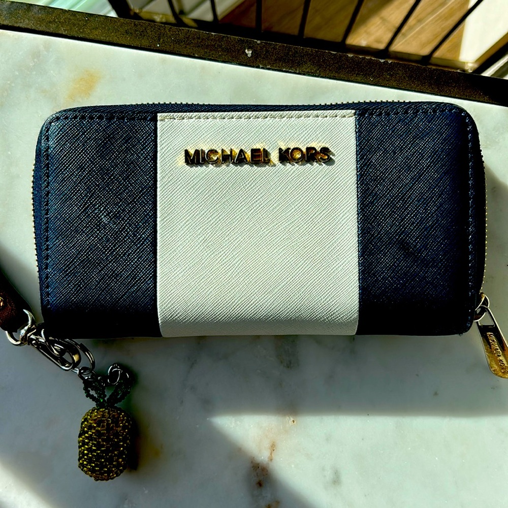 Michael Kors wallet